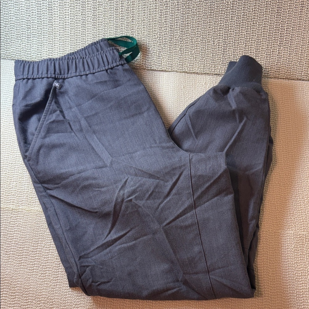 Figs Medical Charcoal Joggers Womens M/S - Picture 1 of 9